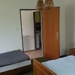 Holiday home Seebungalows Wedenig Direkt Am Krumpendorf