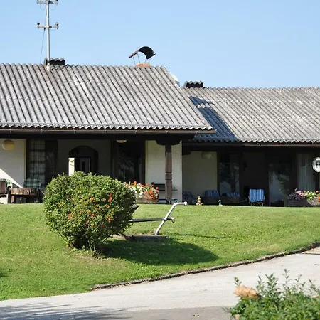 Seebungalows Wedenig Direkt Am Dom wakacyjny Krumpendorf