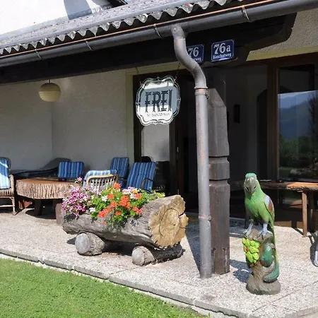 Holiday home Seebungalows Wedenig Direkt Am Krumpendorf