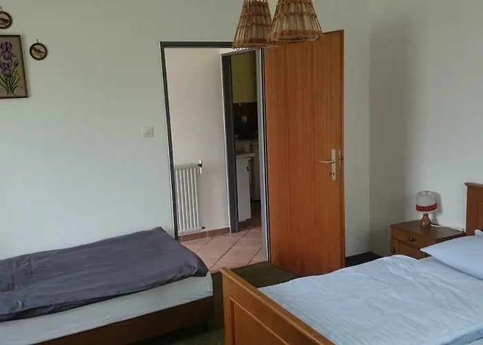 Дом отдыха Seebungalows Wedenig Direkt Am Крумпендорф